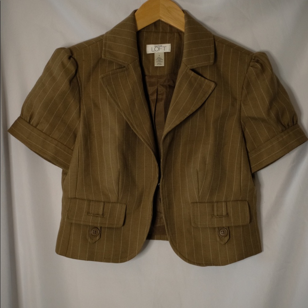 Short sleeve blazer